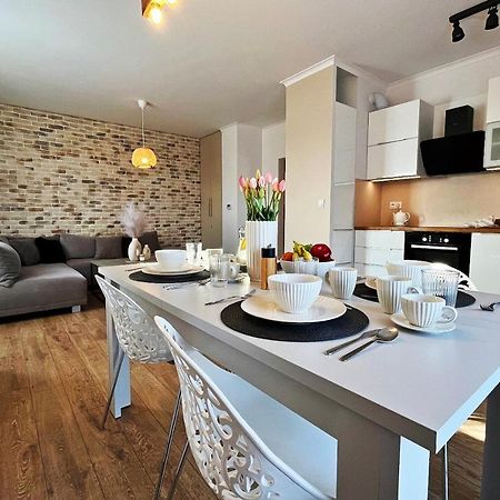Harmony Apartment - Zator Energylandia Extérieur photo